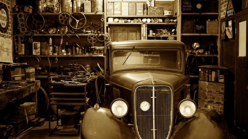 boutique--min_antique_auto_automobile_automotive_car_classic_equipment_fix-1169797